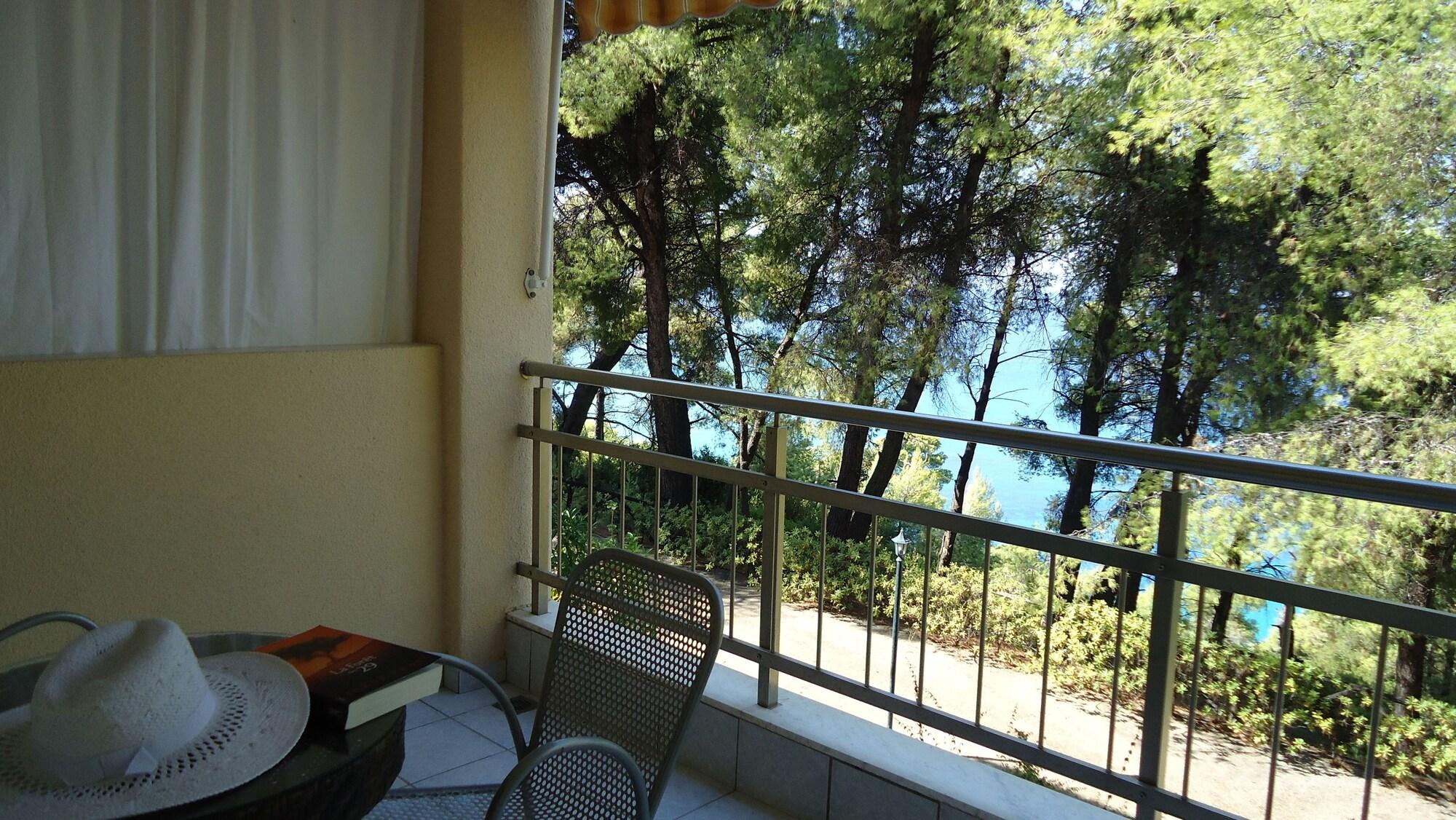 Dryades Hotel Siviri Buitenkant foto