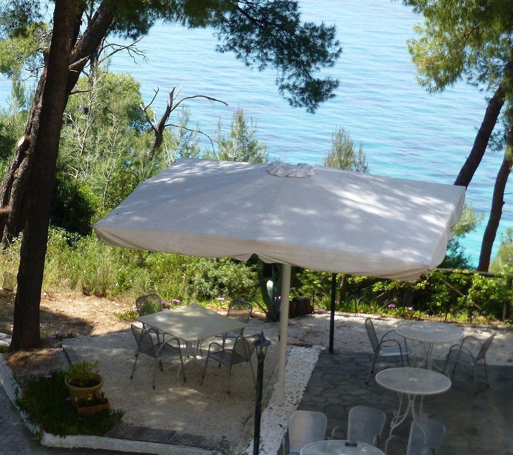 Dryades Hotel Siviri Buitenkant foto